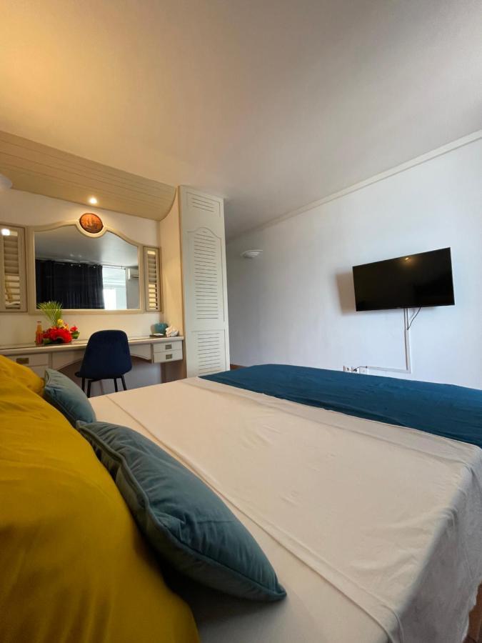 Appartement Vue Mer A 2 Minutes A Pied Des Plages Tartane La Trinité Eksteriør billede