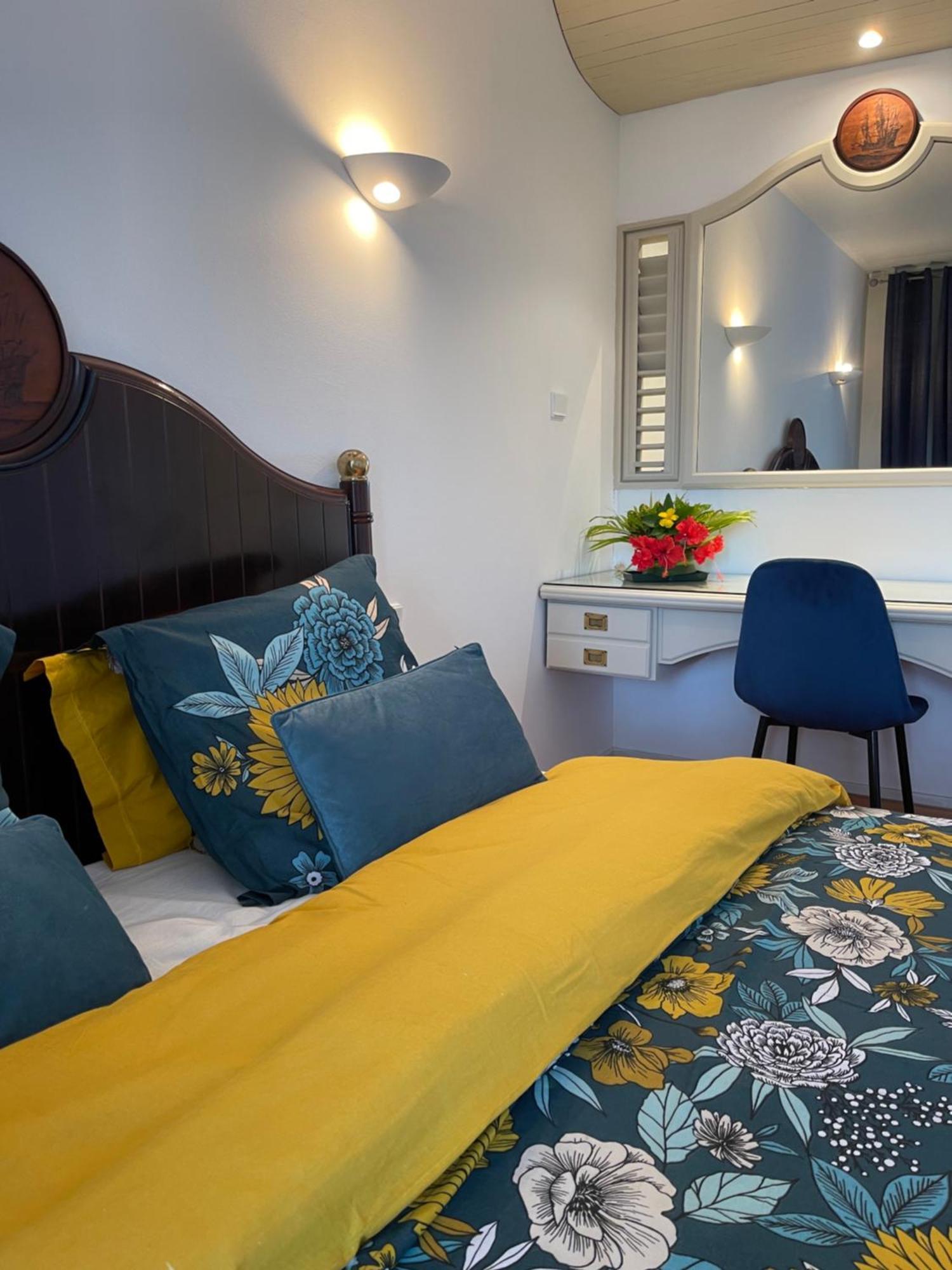 Appartement Vue Mer A 2 Minutes A Pied Des Plages Tartane La Trinité Eksteriør billede